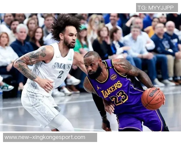 湖人自媒体调侃独行侠垫底西部引发热议球迷纷纷发声