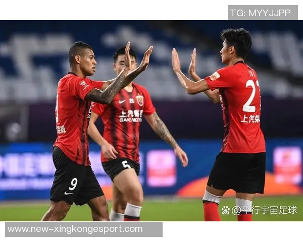 海港队只需末轮拿一分即可锁定中超三连冠优势明显前景乐观