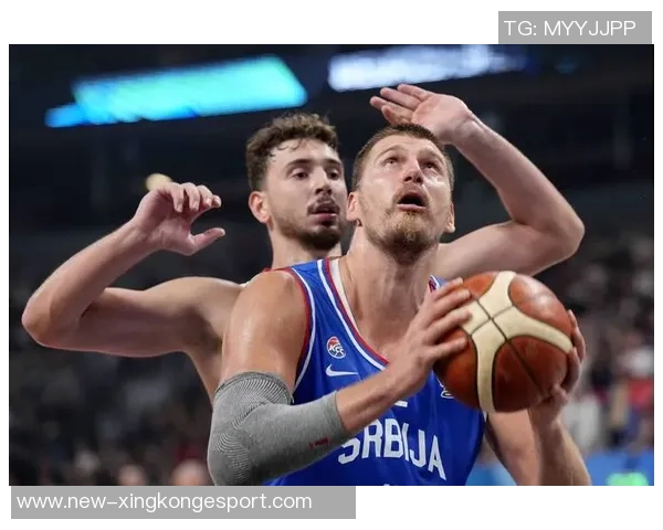 MVP榜单更新约基奇稳居第一SGA紧随其后申京跻身前十库里获提名荣耀