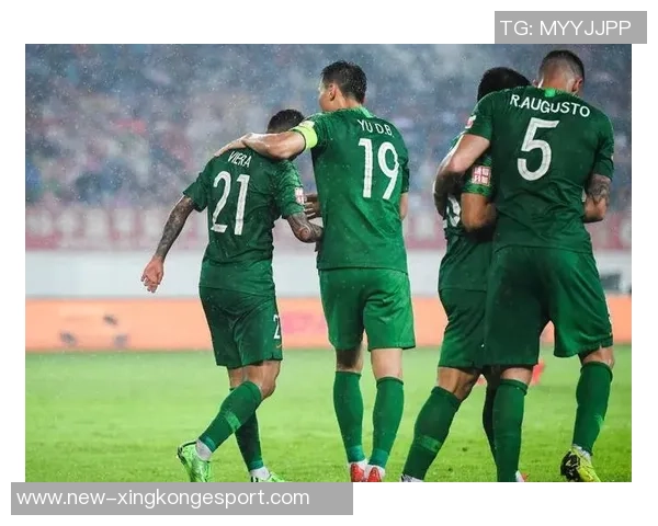 国安逆袭大埔法比奥精彩一停一射连追三球实现反超胜利