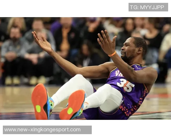 杜兰特怒斥斯普利特表现不佳对开拓者点球选择表示不满