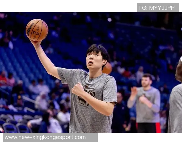 林书豪鼓励凡博勇敢追梦期待瀚森在新赛季的精彩表现